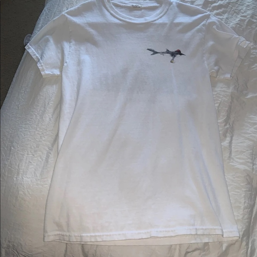 hard to find brandy melville shirt